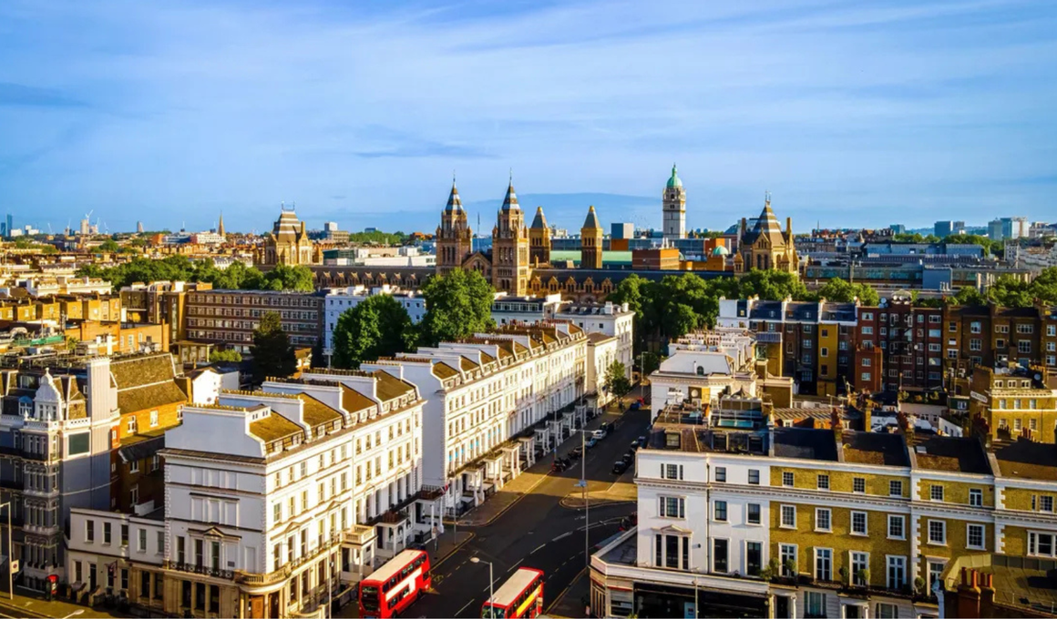 Refurbishing Your Flat: What Leaseholders in Kensington and Chelsea Need to Know