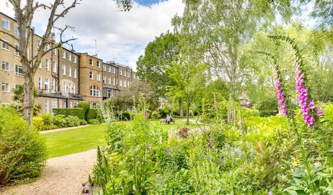 Revitalising Communal Spaces: The Power of Flowers and Outdoor Design