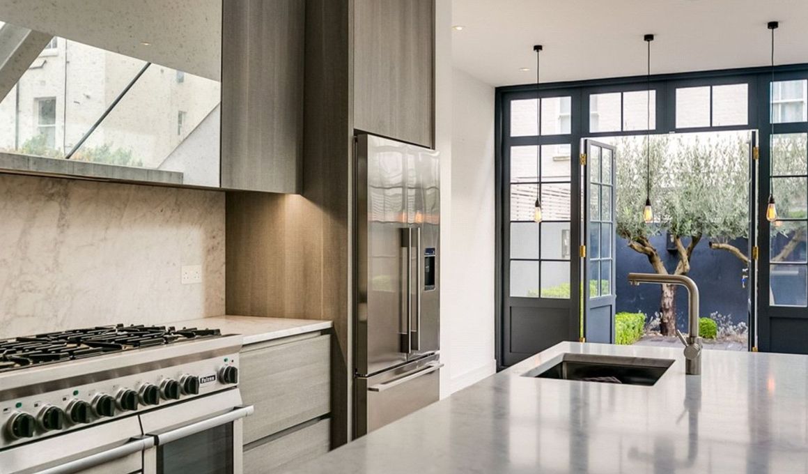 Why Choose Local Estate Agents in Kensington Over Corporate Giants?